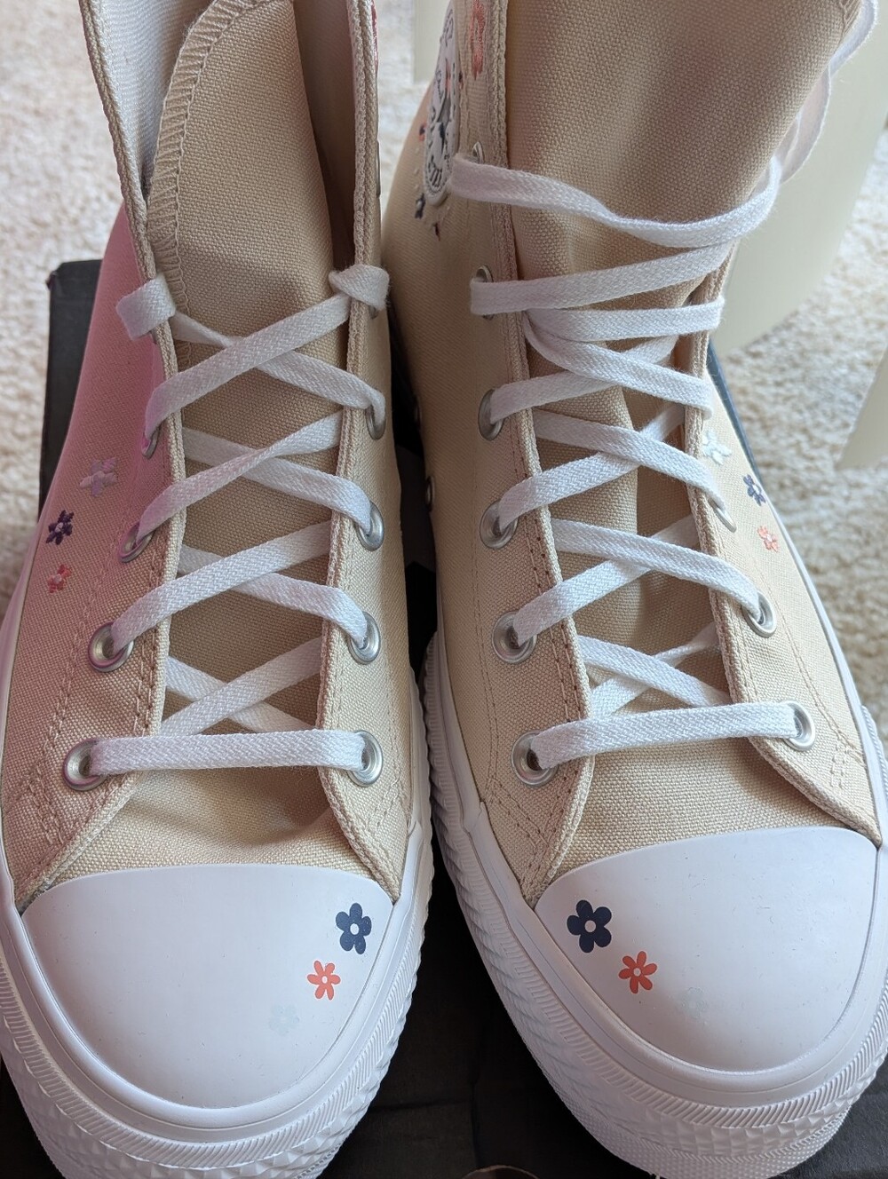 Converse Chuck Taylor Lift Platform Petite Petals Shoes Womens 10 - Picture 7 of 8